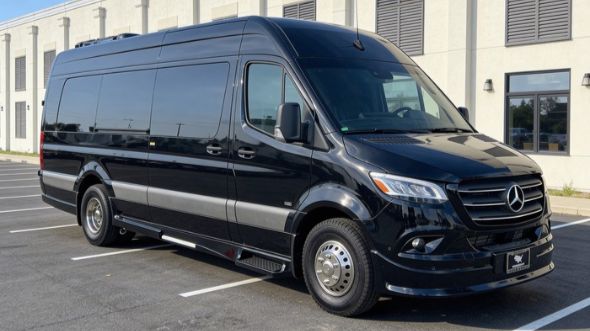 bridgeport airport sprinter van service