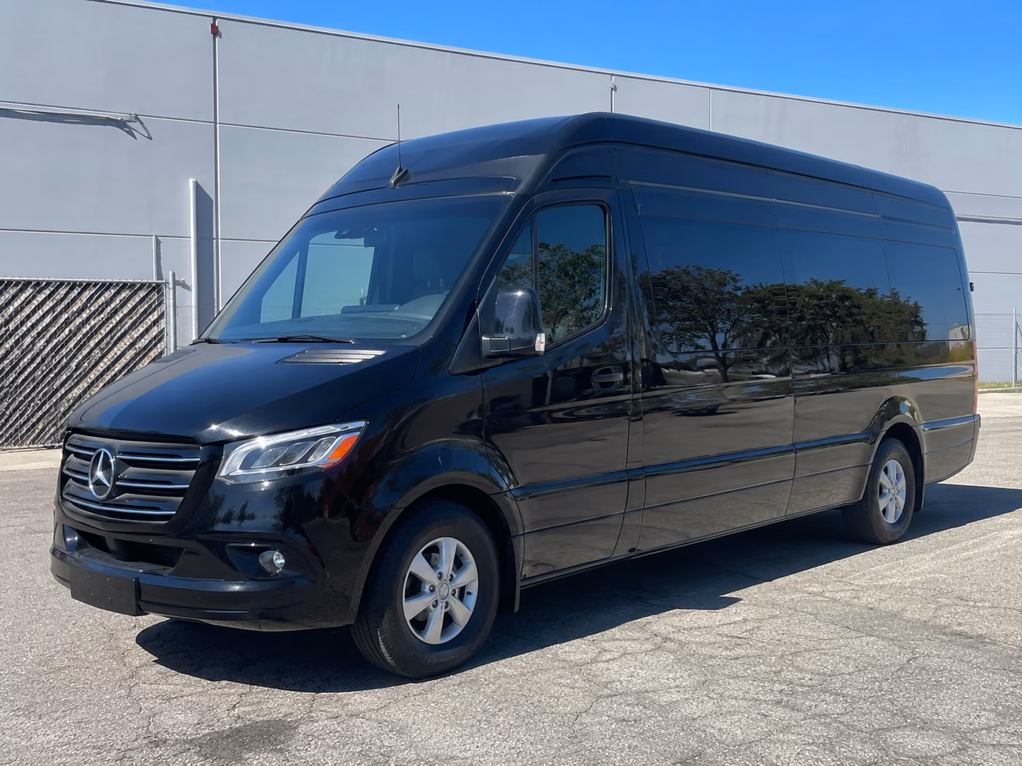 bridgeport 8 passenger sprinter van